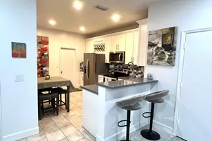2046 Madeira Dr, Weston, FL 33327 - Photo 3