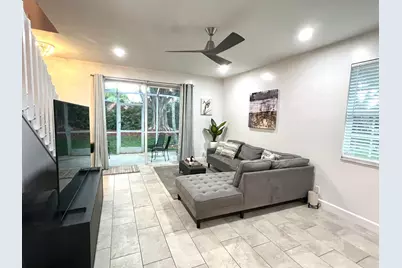 2046 Madeira Drive, Weston, FL 33327 - Photo 3
