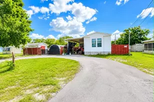 2908 SE 37th Ave, Okeechobee, FL 34974 - Photo 1