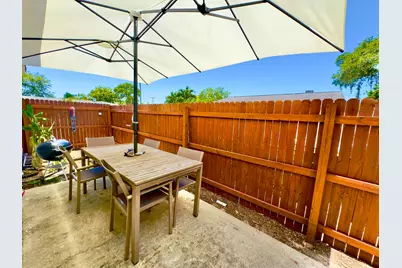 2401 Avenue Q, West Palm Beach, FL 33404 - Photo 17
