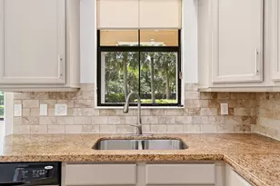 3390 NW 125th Ave, Sunrise, FL 33323 - Photo 13