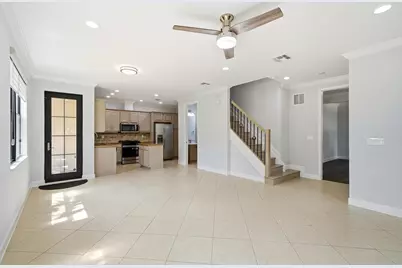3390 NW 125th Avenue, Sunrise, FL 33323 - Photo 5