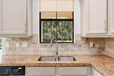 3390 NW 125th Avenue, Sunrise, FL 33323 - Photo 13