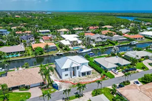 8967 SE Star Island Way, Hobe Sound, FL 33455 - Photo 1