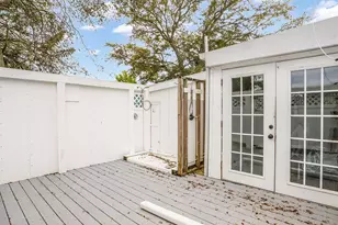 1680 SW 84th Ave, Davie, FL 33324 - Photo 9