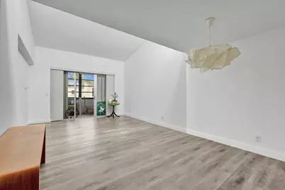2540 Boundbrook Boulevard #205, West Palm Beach, FL 33406 - Photo 11