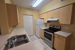 10306 Fox Trail Rd S, West Palm Beach, FL 33411 - Photo 3