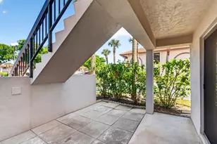 351 Club Cir, Boca Raton, FL 33487 - Photo 7