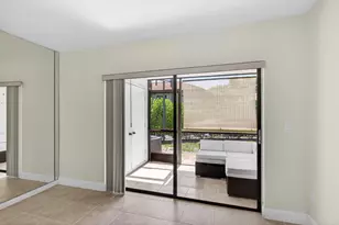 351 Club Cir, Boca Raton, FL 33487 - Photo 21