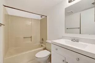 351 Club Cir, Boca Raton, FL 33487 - Photo 47