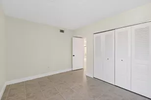 351 Club Cir, Boca Raton, FL 33487 - Photo 45