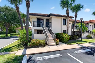 351 Club Cir, Boca Raton, FL 33487 - Photo 3