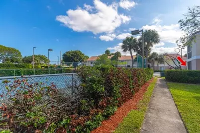 815 W Boynton Beach Boulevard #12-106, Boynton Beach, FL 33426 - Photo 27