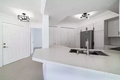 815 W Boynton Beach Boulevard #12-106, Boynton Beach, FL 33426 - Photo 11