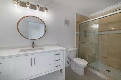 815 W Boynton Beach Boulevard #12-106, Boynton Beach, FL 33426 - Photo 7