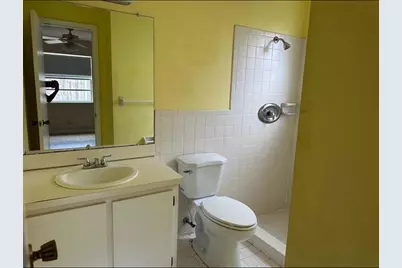 8682 Satalite Terrace, West Palm Beach, FL 33403 - Photo 11