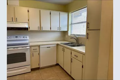 8682 Satalite Terrace, West Palm Beach, FL 33403 - Photo 3