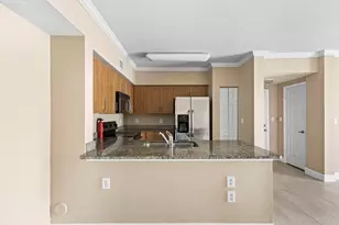 6450 Emerald Dunes Dr, West Palm Beach, FL 33411 - Photo 11