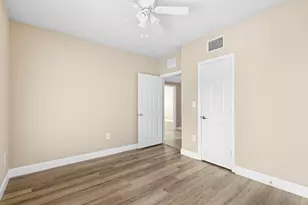 6450 Emerald Dunes Dr, West Palm Beach, FL 33411 - Photo 21
