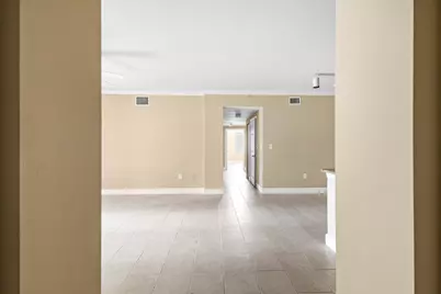 6450 Emerald Dunes Drive #103, West Palm Beach, FL 33411 - Photo 7