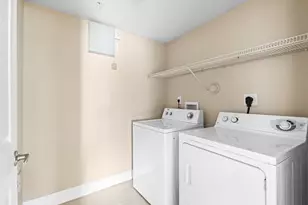 6450 Emerald Dunes Dr, West Palm Beach, FL 33411 - Photo 27