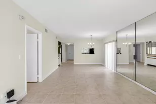 351 Club Cir, Boca Raton, FL 33487 - Photo 25
