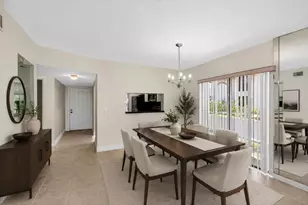 351 Club Cir, Boca Raton, FL 33487 - Photo 9