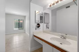 351 Club Cir, Boca Raton, FL 33487 - Photo 41