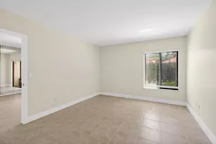 351 Club Cir, Boca Raton, FL 33487 - Photo 35