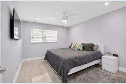 321 Saxony Trail #G, Delray Beach, FL 33446 - Photo 9