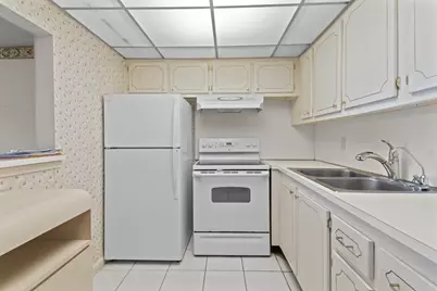 270 Farnham L #270, Deerfield Beach, FL 33442 - Photo 1