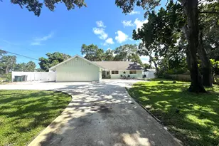 2518 Ranch House Rd, West Palm Beach, FL 33406 - Photo 3