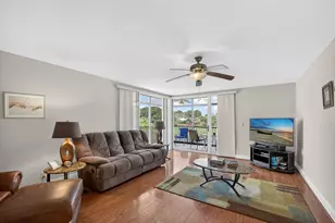 11811 Ave Of The Pga, Palm Beach Gardens, FL 33418 - Photo 11