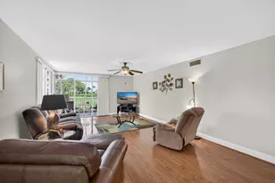 11811 Ave Of The Pga, Palm Beach Gardens, FL 33418 - Photo 7