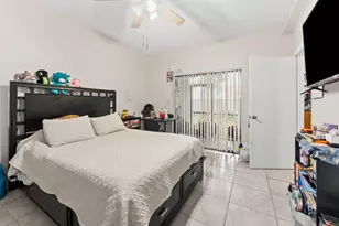 2550 SW 18th Terrace, Fort Lauderdale, FL 33315 - Photo 17