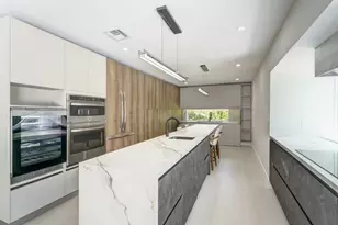 12305 SW 73rd Ave, Pinecrest, FL 33156 - Photo 9