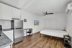 303 NE Solida Cir, Port Saint Lucie, FL 34983 - Photo 5