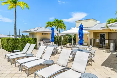 225 NE 1st Street #207, Delray Beach, FL 33444 - Photo 37