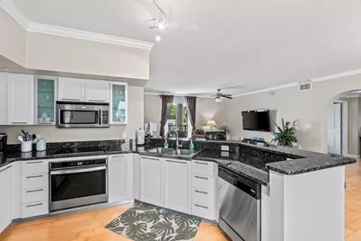 225 NE 1st Street #207, Delray Beach, FL 33444 - Photo 15