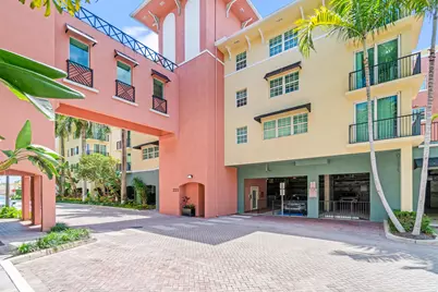 225 NE 1st Street #207, Delray Beach, FL 33444 - Photo 5