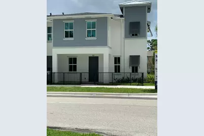 747 SE Central Parkway #43, Stuart, FL 34994 - Photo 1