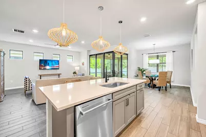 8028 NW 78th Street, Tamarac, FL 33321 - Photo 27