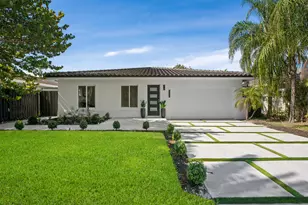 1750 NE 49th St, Fort Lauderdale, FL 33334 - Photo 1