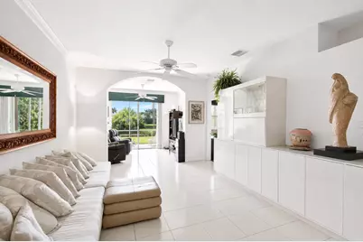 10773 Royal Caribbean Circle, Boynton Beach, FL 33437 - Photo 9