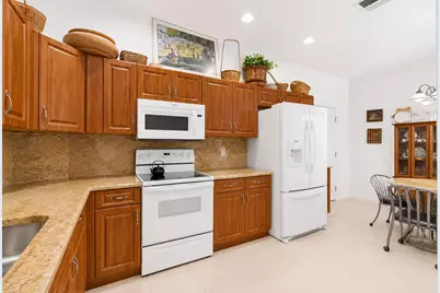 10773 Royal Caribbean Circle, Boynton Beach, FL 33437 - Photo 5