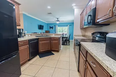 5367 NW Wisk Fern Circle, Port Saint Lucie, FL 34986 - Photo 5