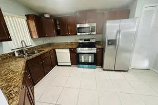 5165 Foxhall Pl, West Palm Beach, FL 33417 - Photo 5