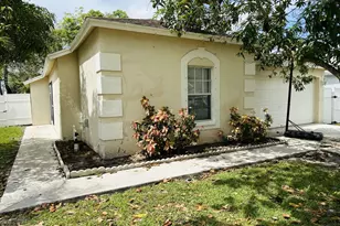 5165 Foxhall Pl, West Palm Beach, FL 33417 - Photo 5