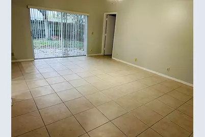 5165 Foxhall Pl, West Palm Beach, FL 33417 - Photo 9