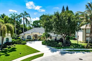 15730 Glen Willow Ln, Wellington, FL 33414 - Photo 5